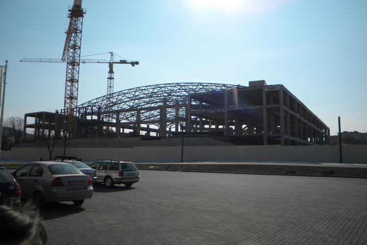 Sala Polivalentă, finalizată în 2014. Va fi deschis și un parking cu 445 de locuri