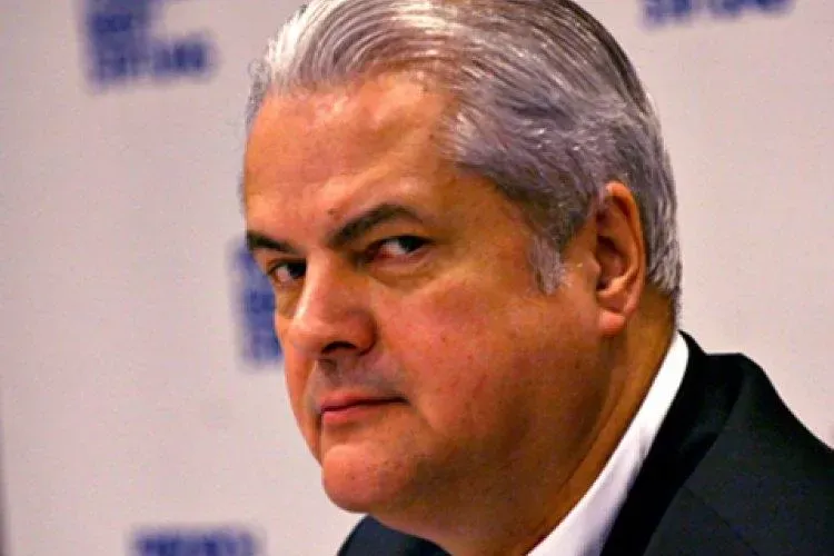 Adrian Năstase a fost condamnat la 4 ani de închisoare cu EXECUTARE. Soția sa a primit 3 ani