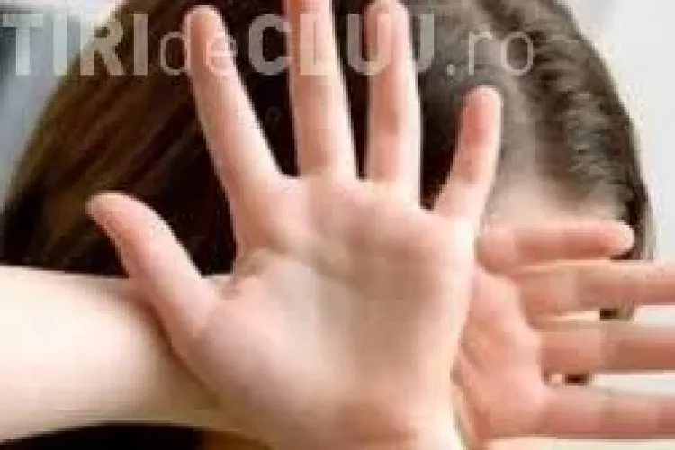 Un clujean și-a bătut fiica de 9 ani, șocându-și vecinii. Ce s-a întâmplat după telefonul la 112?