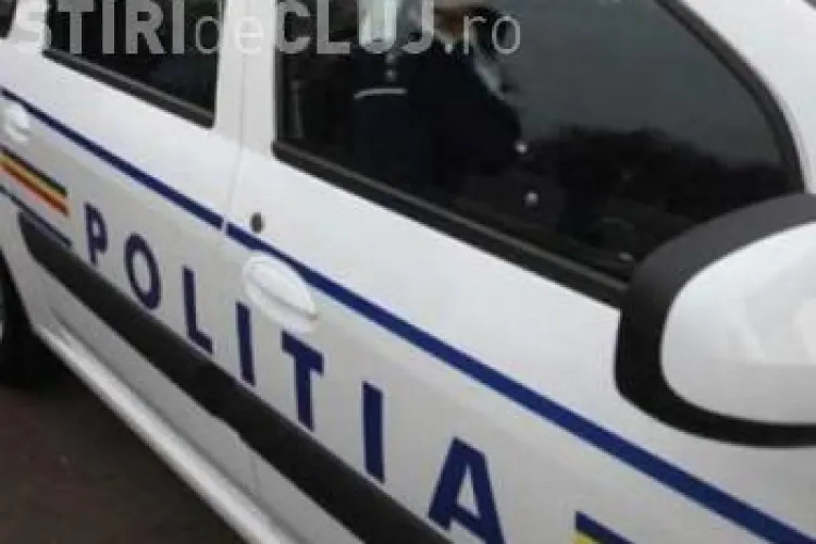 Accident în Piața Abator! Un autoturism a intrat într-o conductă de gaz