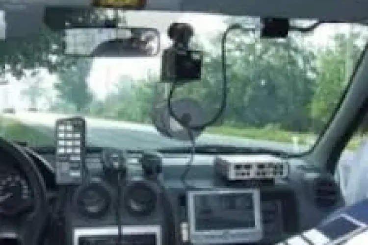 Străzile și șoselele împânzite de polițiști în mini-vacanța de iarnă