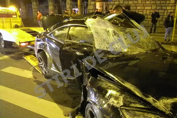 El este șoferul care a DISTRUS un Mercedes de lux pe Dorobanților. Bolidul nu era asigurat - FOTO