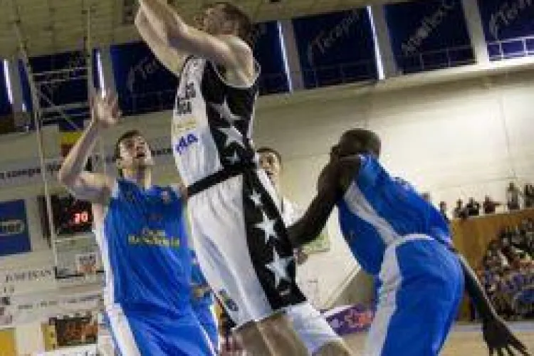 U Mobitelco a fost invinsa de CSM Oradea 80-79 (44-47)