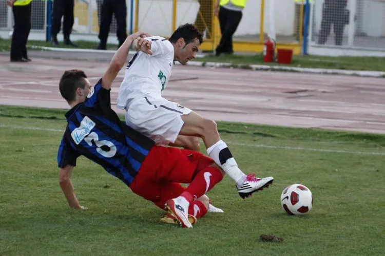 U Cluj obtine prima victorie acasa din acest sezon si isi depaseste rivala, CFR, in clasamentul Ligii I