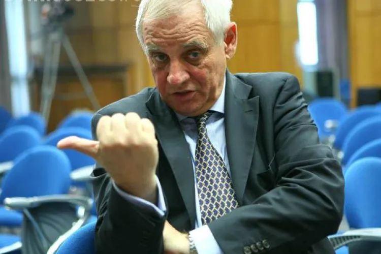 Contributiile pentru drepturi de autor si PFA ar putea fi platite din septembrie online