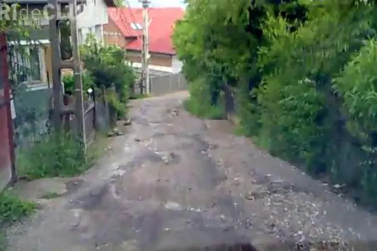 Strada Constantin Nottara,  modernizata pe jumatate. Primaria ii amageste pe clujenii care isi strica zilnic masinile - VIDEO