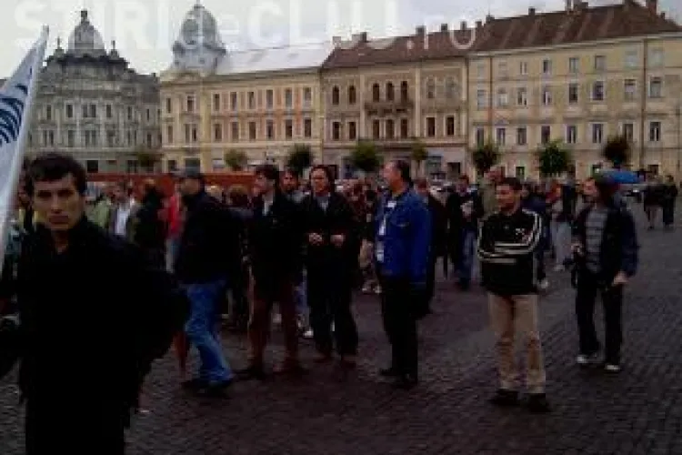 Contributiile pentru drepturile de autor vor fi declarate, calculate, retinute si platite de firme