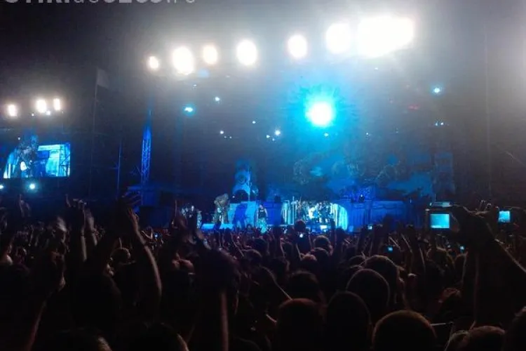 VIDEO - Concertul Iron Maiden de la Cluj a fost incendiar, dar prea scurt pentru miile de rockeri veniti din toata Europa. Voua cum vi s-a parut?