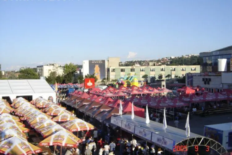 400 de hectolitri de bere pregatiti pentru Septemberfest