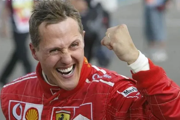 Vești bune despre fostul pilot Michael Schumacher