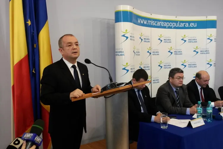 Emil Boc a intrat în Fundația Mișcarea Populară. Ce mesaj trasmite românilor? - VIDEO