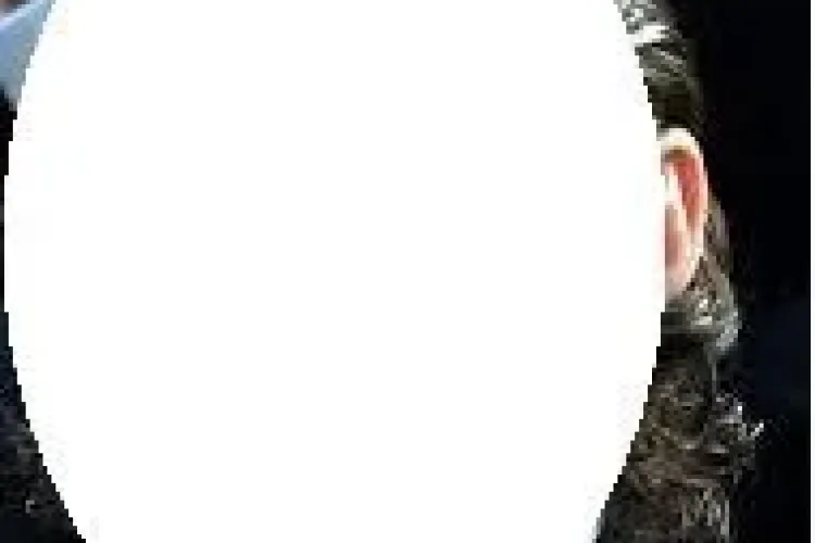 Un celebru actor de la Hollywood a sărit la bătaie într-un bar londonez. I-a dat un cap în gură ”adversarului” VIDEO