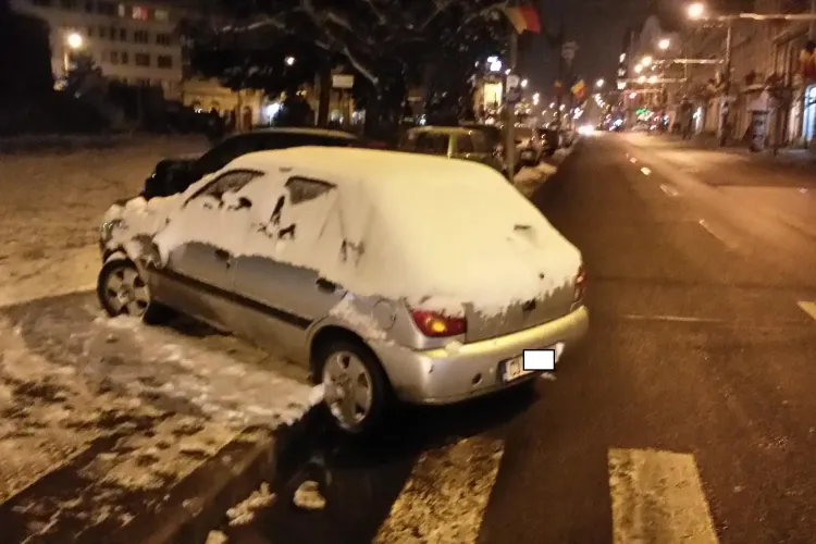 Cum a putut parca un clujean? Ceva e SUSPECT - FOTO