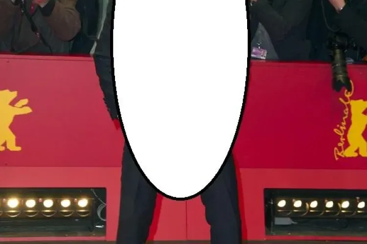 Unul dintre cei mai celebri actori de la Hollywood a mers pe covorul roșu cu o pungă pe cap FOTO