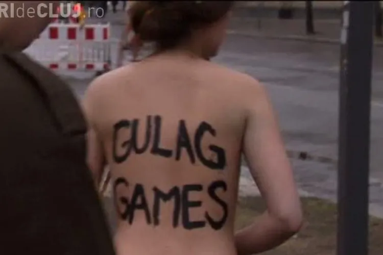 FEMEN a protestat la SOCI 2014: ”OLIMPIADA GULAGULUI”