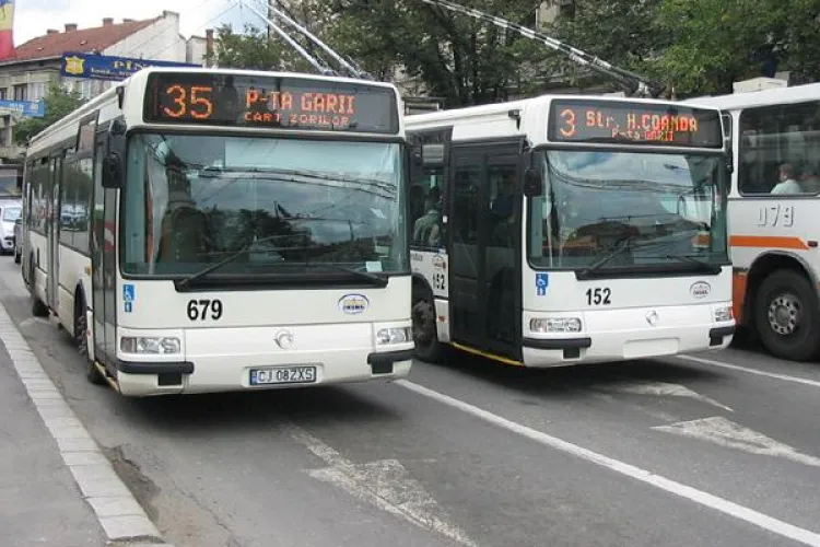 Ioan Petran, șeful PNL Cluj-Napoca, către Emil Boc: E aberant să cumperi ”cu banii jos” cele 40 de autobuze