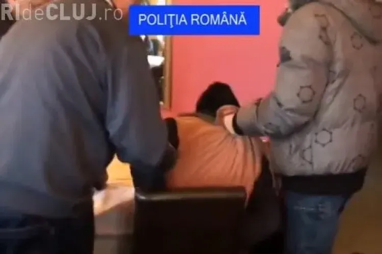 Un clujean a fost prins de polițiști în timp ce încerca să vândă mercur VIDEO