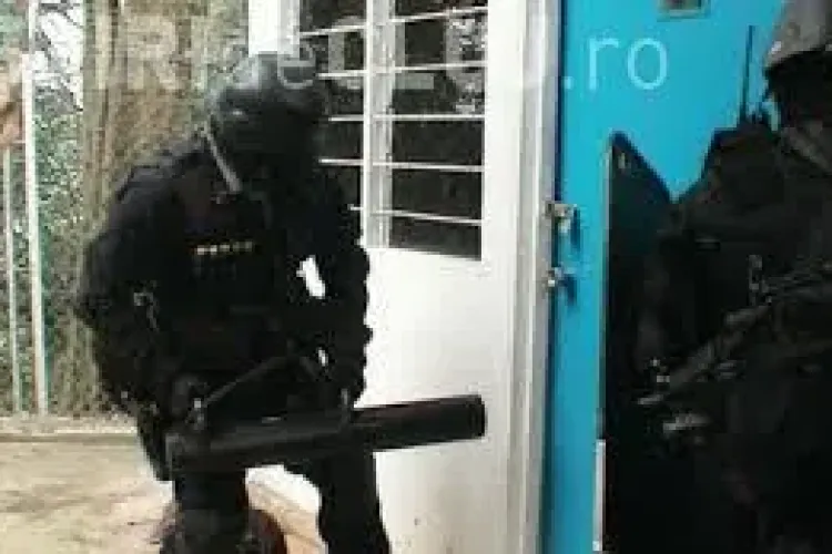 Percheziţii la Cluj, la membrii unei reţele de evaziune cu mărfuri din China