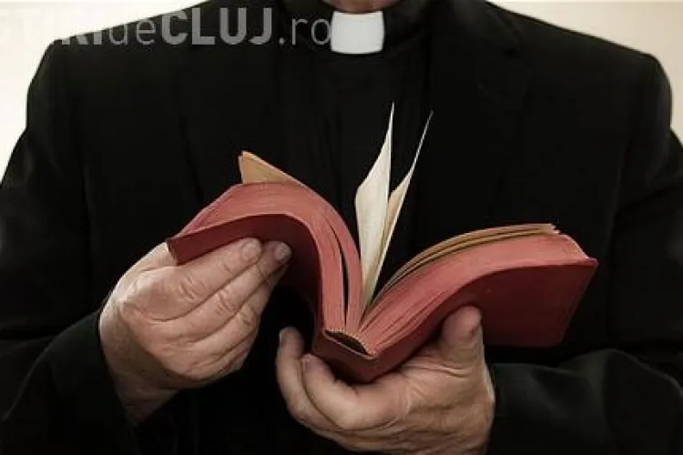 Dezvăluiri HALUCINANTE din cadrul Bisericii. Peste 400 de preoți pedofili au fost caterisiți