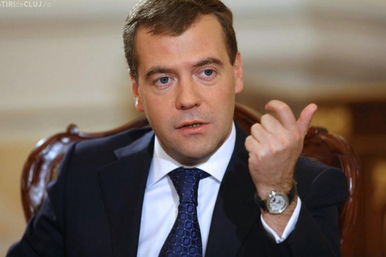Premierul Rusiei, Medvedev: Recunoașterea de către Occident a Puterii din Ucraina este o aberaţie 