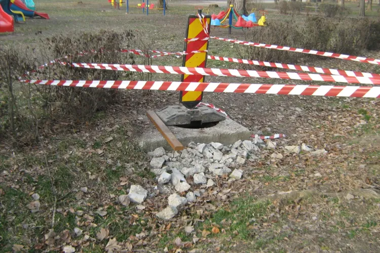 La Cluj se fură și capacele de canalizare: Au fost furate 22 de capace în trei săptămâni