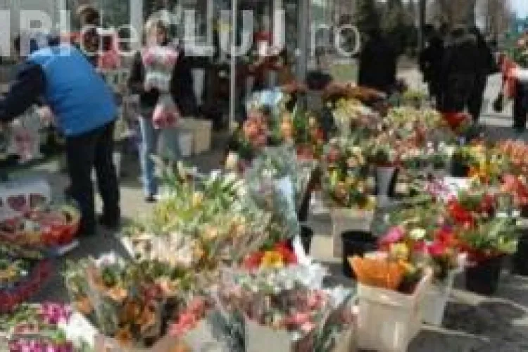 Polițiștii au ieșit la confiscat flori. Un clujean a rămas fără marfă de 8.000 de lei