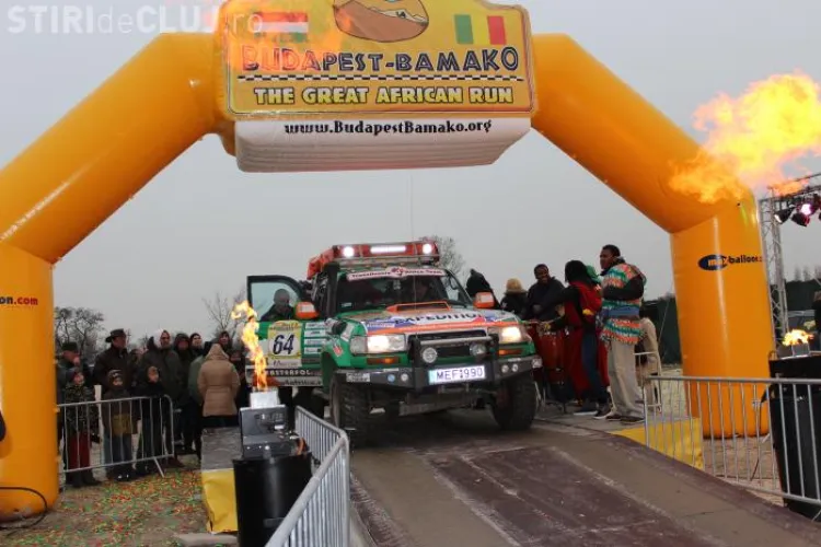 Clujenii de la Transilvania 4 Africa au ajuns la finish! Au livrat echipamentele IT elevilor din Africa - FOTO