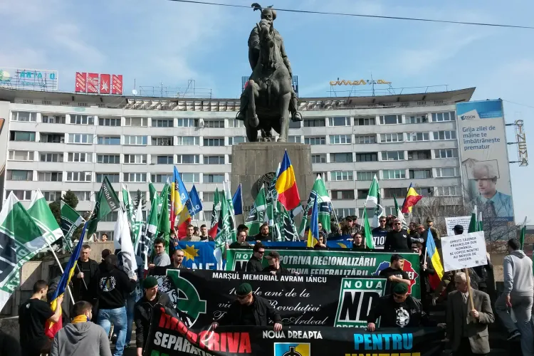 Extremiștii de la Noua Dreaptă au ieșit în marș la Cluj: Noi suntem naționaliști! - VIDEO