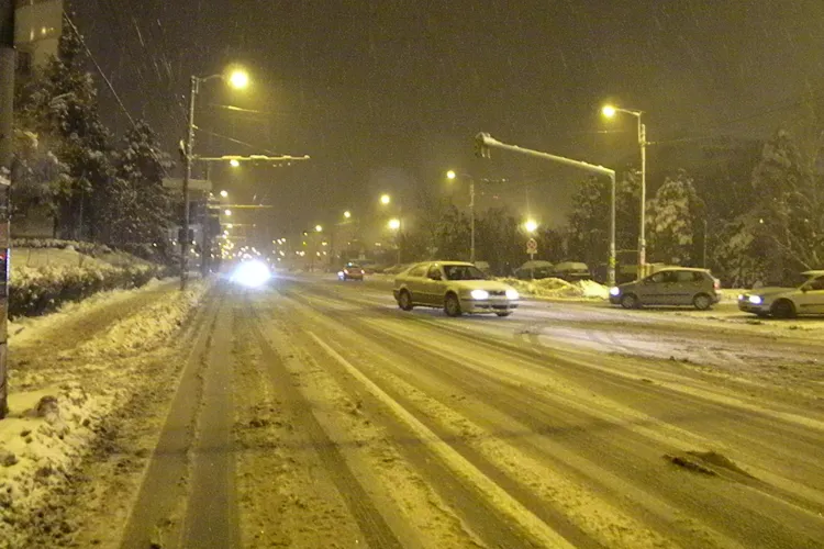 Firma SUPERCOM va face salubrizarea stradală și deszăpezirea în Cluj-Napoca, în următorii 8 ani