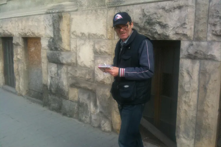 Controlorii RATUC au luat pe sus un copil, dar doi romi au SCĂPAT! Un clujean a luat MĂSURI - FOTO