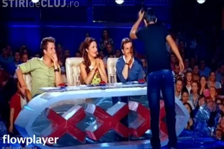 Mihai Petre a fost lovit cu microfonul în cap de un manelist la Românii au Talent