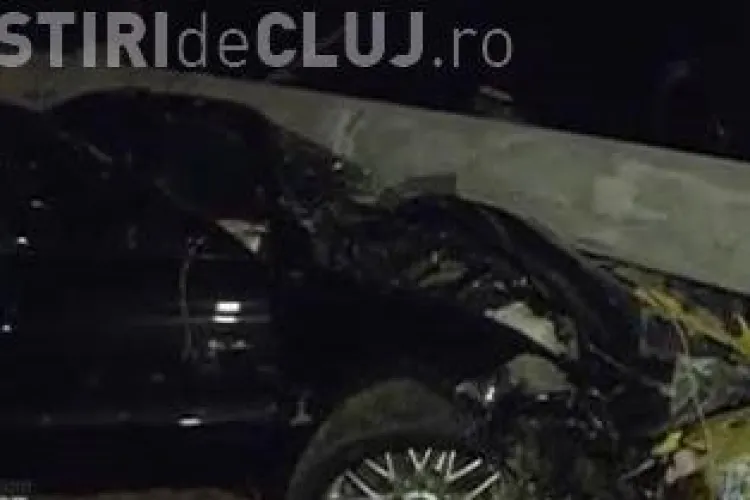 Stâlp prăbușit în Zorilor, pe strada Ciprian Porumbescu