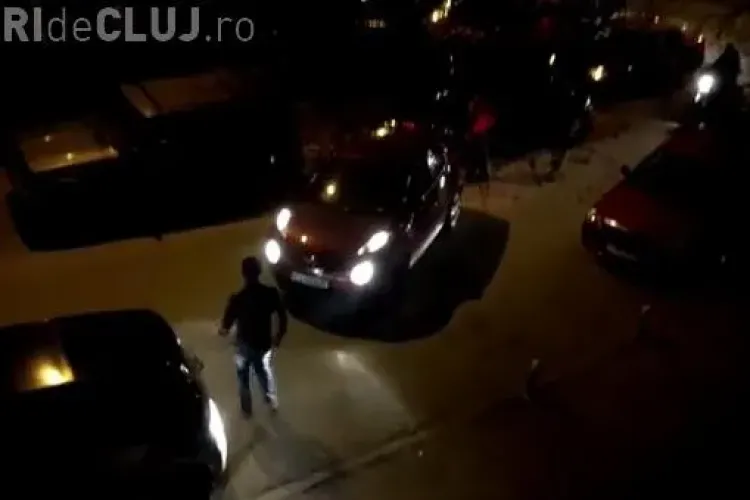 Cum să parchezi o mașină la Cluj... șoferiță fiind! / UPDATE: Care a fost adevărul situației! - VIDEO