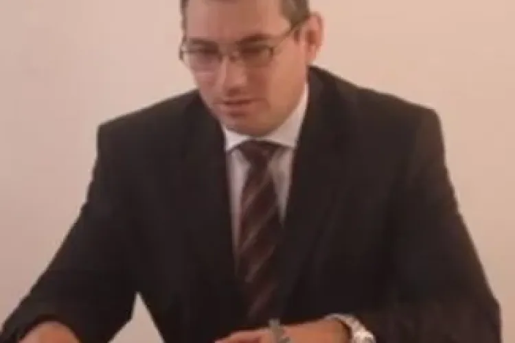 Șeful OPC Cluj, Cristian Nicula, a primit 10 kg de carne de la Michelangelo pentru a rezolva o AMENDĂ