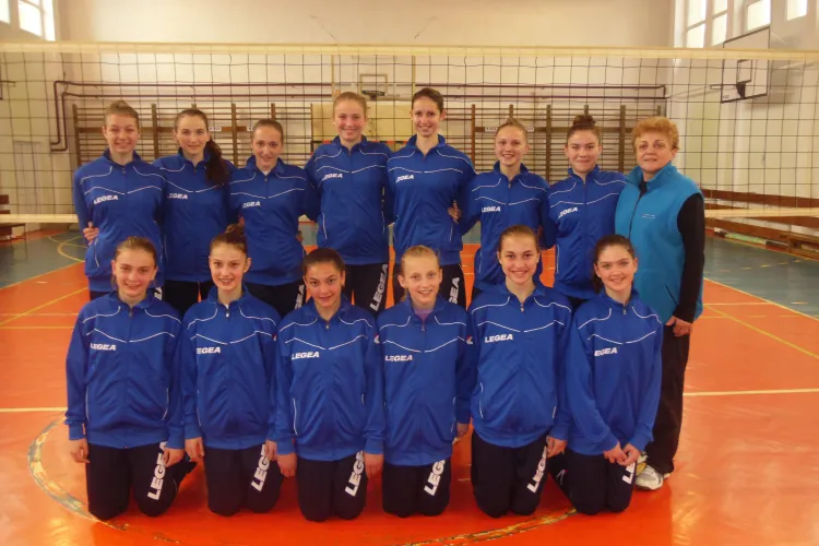 Echipa Liceului Sportiv Cluj, calificată la Turneul Final de junioare III de volei