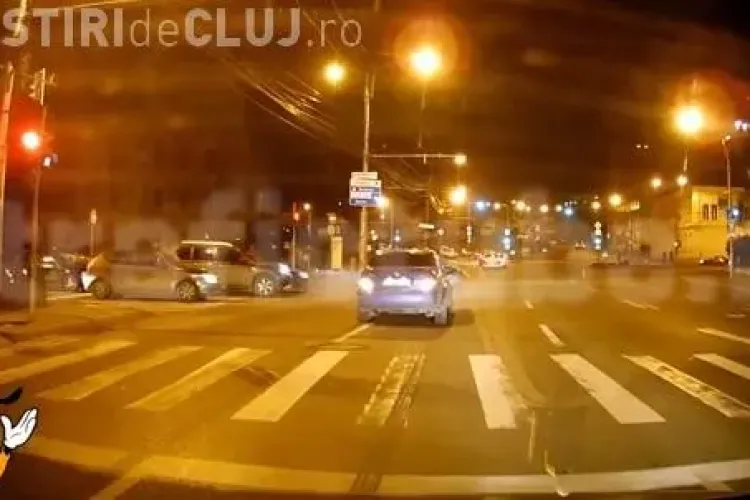 Șofer cu Bora la un pas de un accident în intersecția de lângă Casa Învățătorului - VIDEO