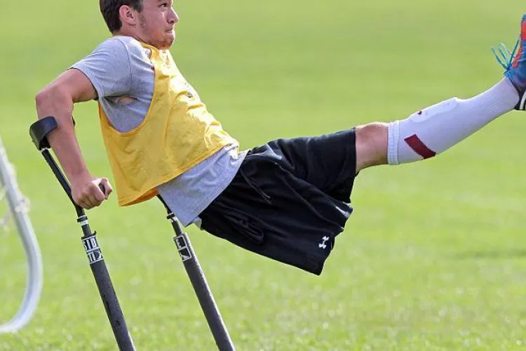 CLIPUL ZILEI: Povestea tânărului care a ajuns star de fotbal, deși are un singur picior VIDEO