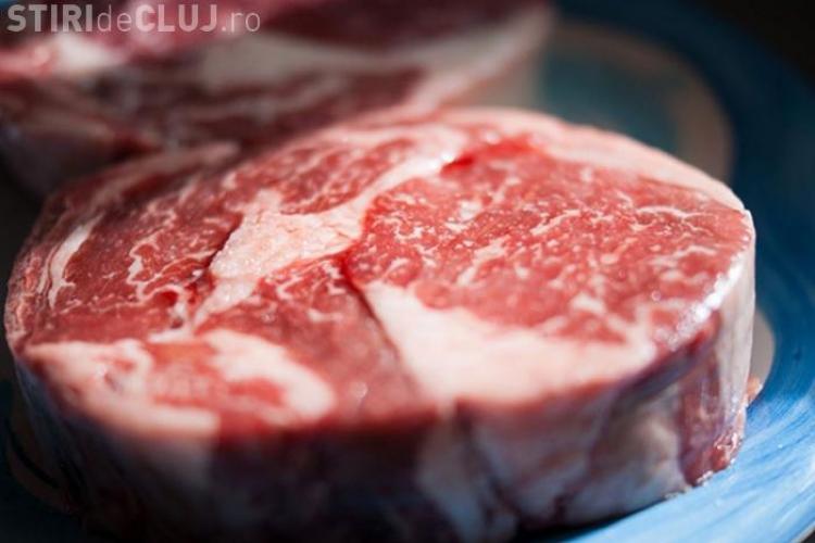 Un nou scandal al cărnii la Cluj? Un abator a fost închis și aproape o tonă de carne a fost confiscată