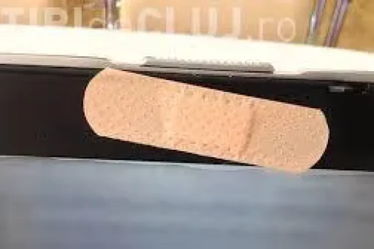 Utilizatorii de Yahoo trebuie să își lipească leucoplast pe WEBCAM