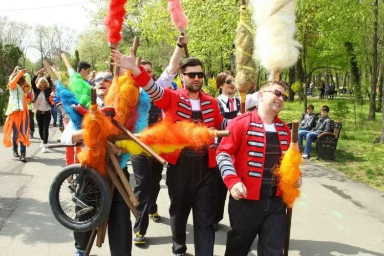 Smiley și Pavel Bartoș au lansat prima lor melodie împreună VIDEO