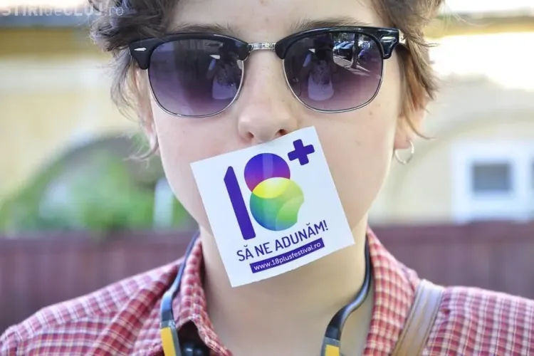 500 de persoane vor forma un labirint viu la Cluj-Napoca, în cadrul Festivalului 18+