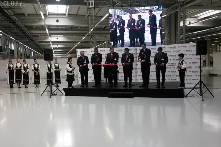 Pace între Ponta și Boc la Bosch? Premierul a făcut un gest elegant FOTO și VIDEO