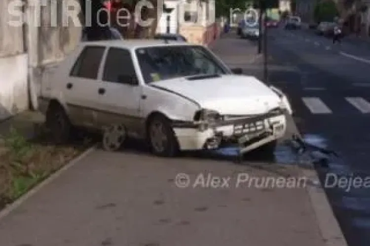 Cluj - A furat o mașină și a intrat cu ea în poarta unității militare din Dej. Acum a fost arestat