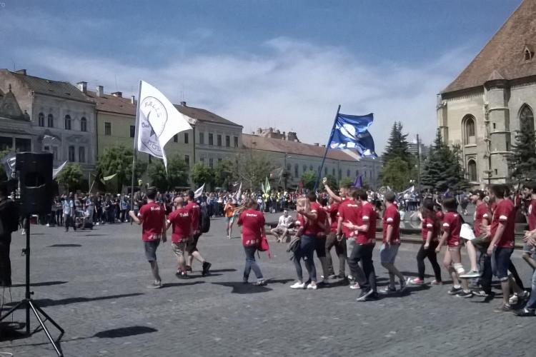 Zilele Studenților Maghiari! Tinerii maghiari au umplut centrul Clujului VIDEO