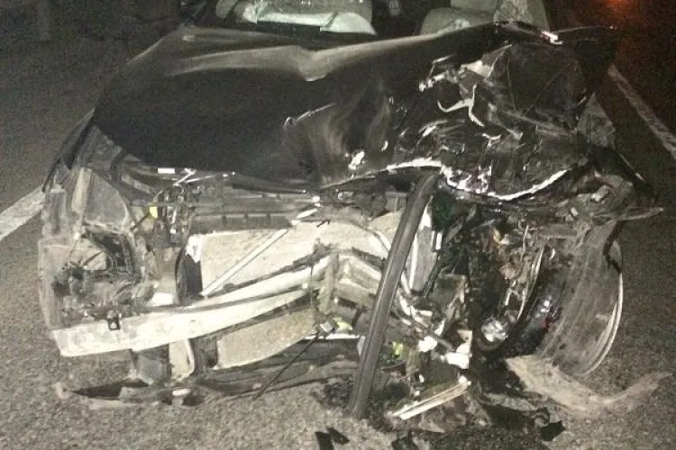 Accident la Dezmir! Un BMW făcut praf și abandonat pe centura Apahida - FOTO