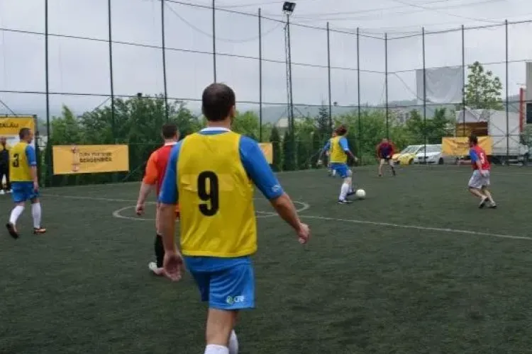 Turneu local de fotbal amator pe Baza Unirea. Câștigătorii merg în Brazilia, la Rio