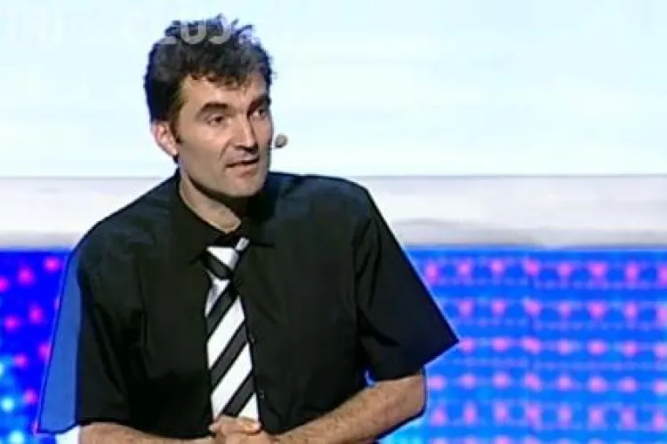 Românii au talent 2014. Leon Magdan a oferit un joc de lumini și umbre MINUNAT