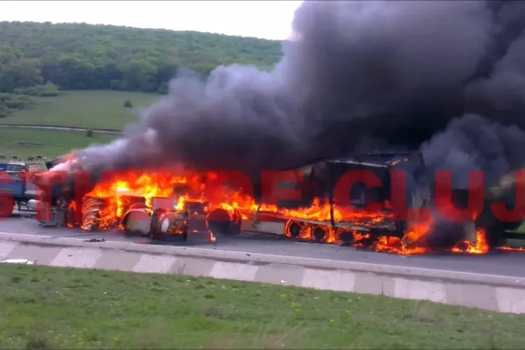 Accident pe centură Apahida - Imagini cu cele două TIR -uri în flăcări - VIDEO ȘOC