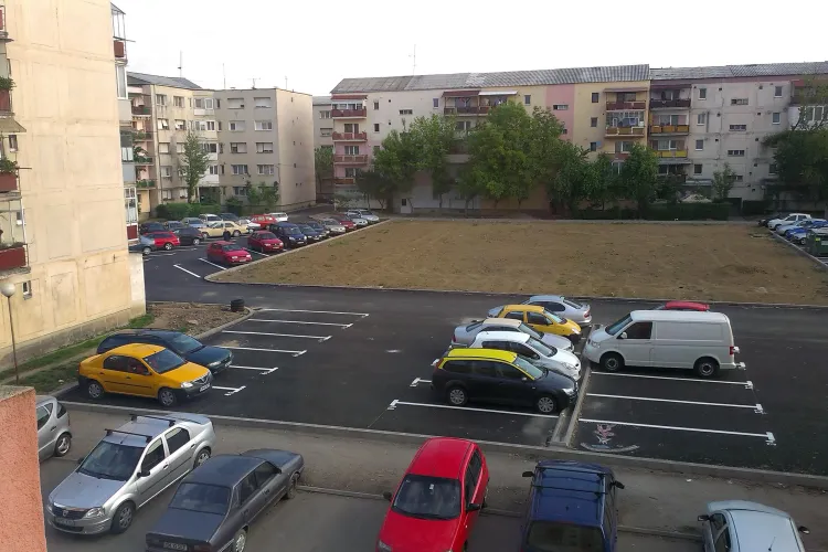 Clujean uimit de cum  s-a rezolvat problema garajelor în Satu Mare - FOTO