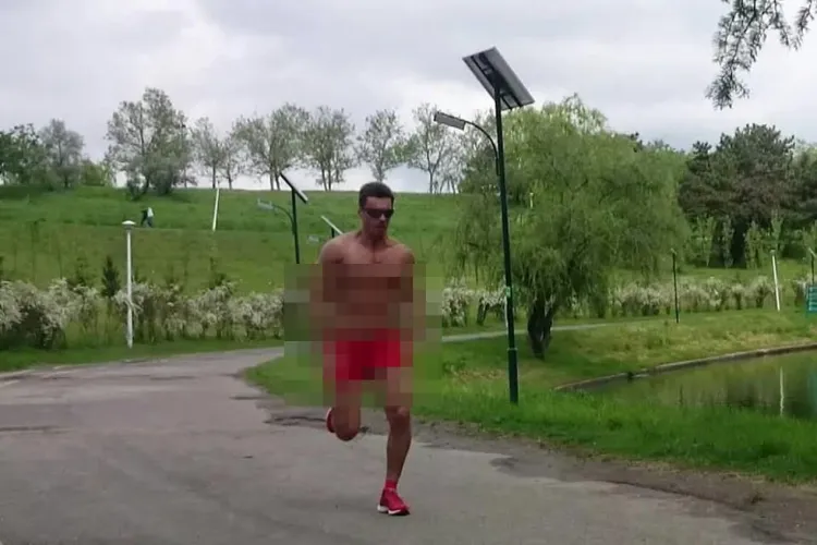 Mircea Badea a ieșit la alergat într-o ținută ”specială” - FOTO